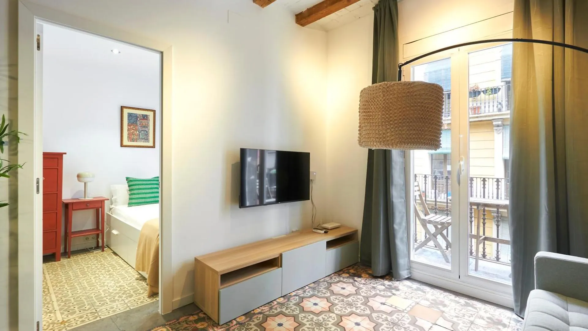 64 Apartment In A Typical Barcelona'S Old Building 0*, برشلونة إسبانيا